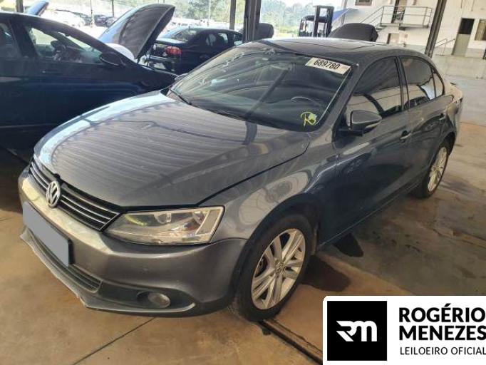 VOLKSWAGEN  JETTA 16/16