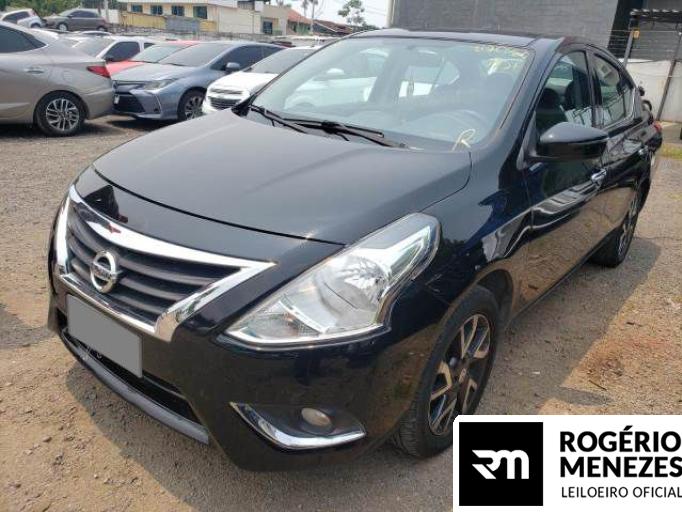 NISSAN VERSA 16/16