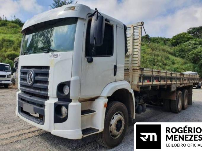 VOLKSWAGEN CONSTELLATION 15/15