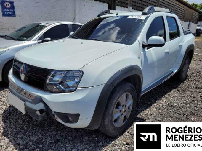 RENAULT DUSTER OROCH 20/20