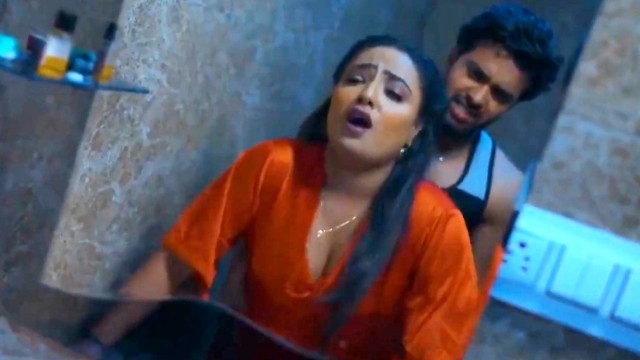 Kaccha Badaam (2025) S01 E02 Jholmol Hindi Hot Web Series